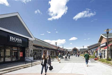 givenchy woodbury commons phone number